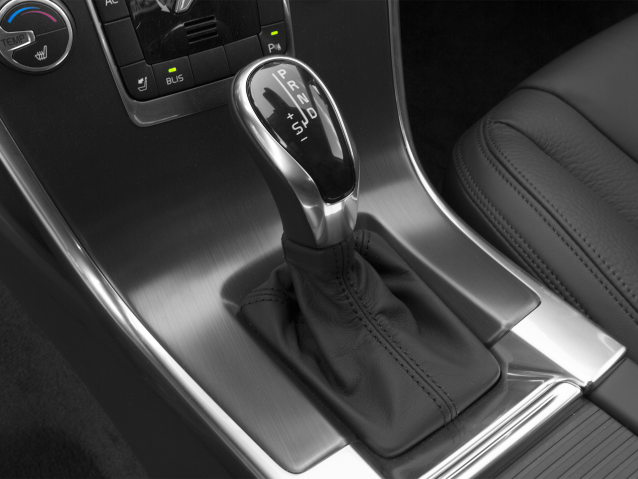 2015 Volvo XC60 T5 DRIVE-E PREMIE