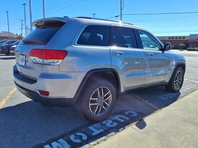 2019 Jeep Grand Cherokee LAREDO