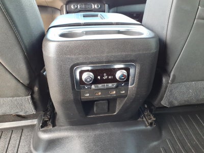 2021 GMC Yukon XL AT4