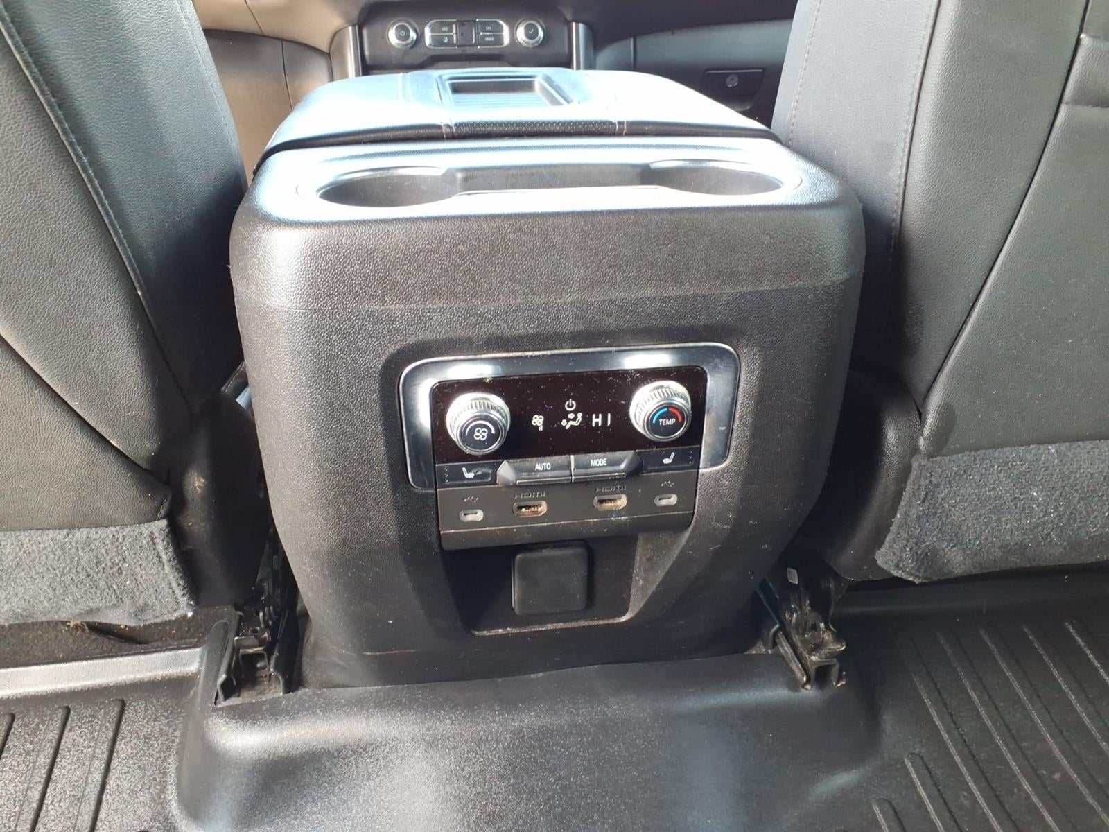 2021 GMC Yukon XL AT4
