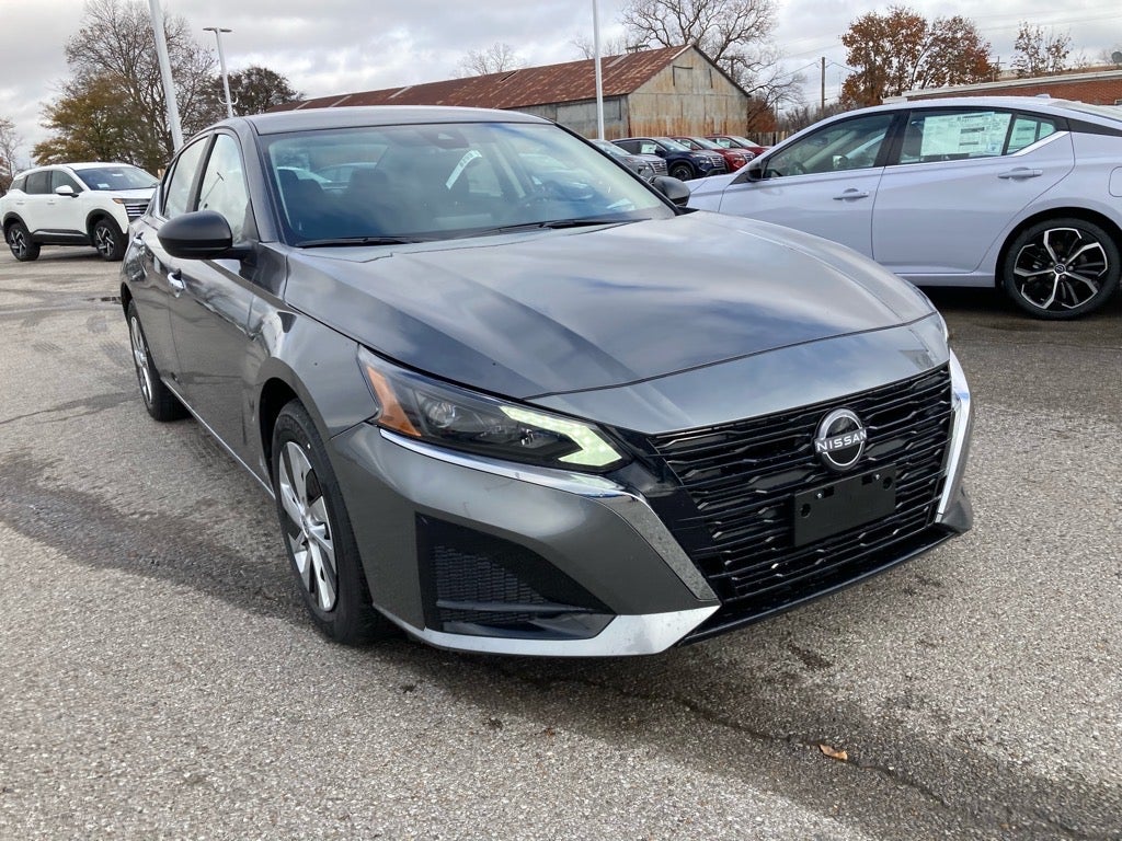 2025 Nissan Altima S