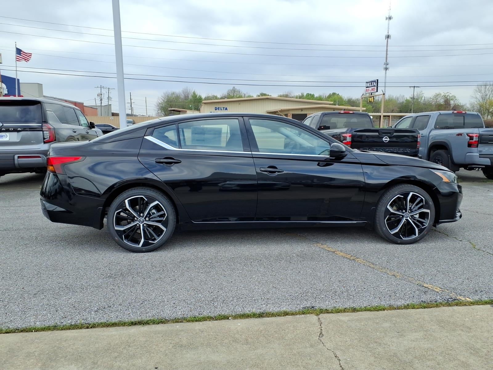 2026 Nissan Altima SR