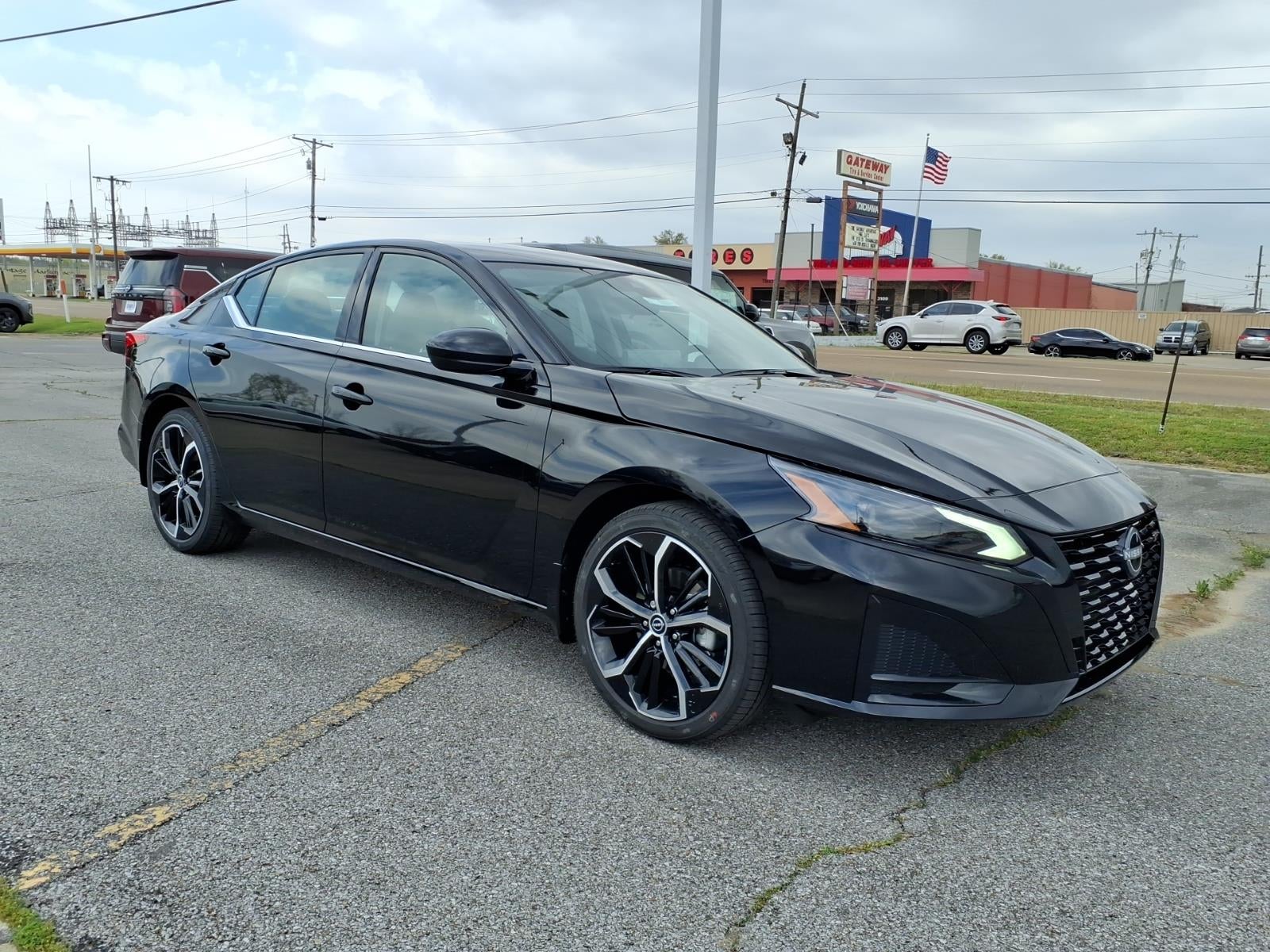 2026 Nissan Altima SR