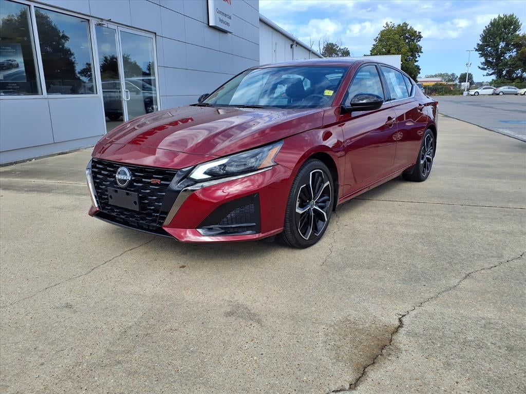 2024 Nissan Altima SR
