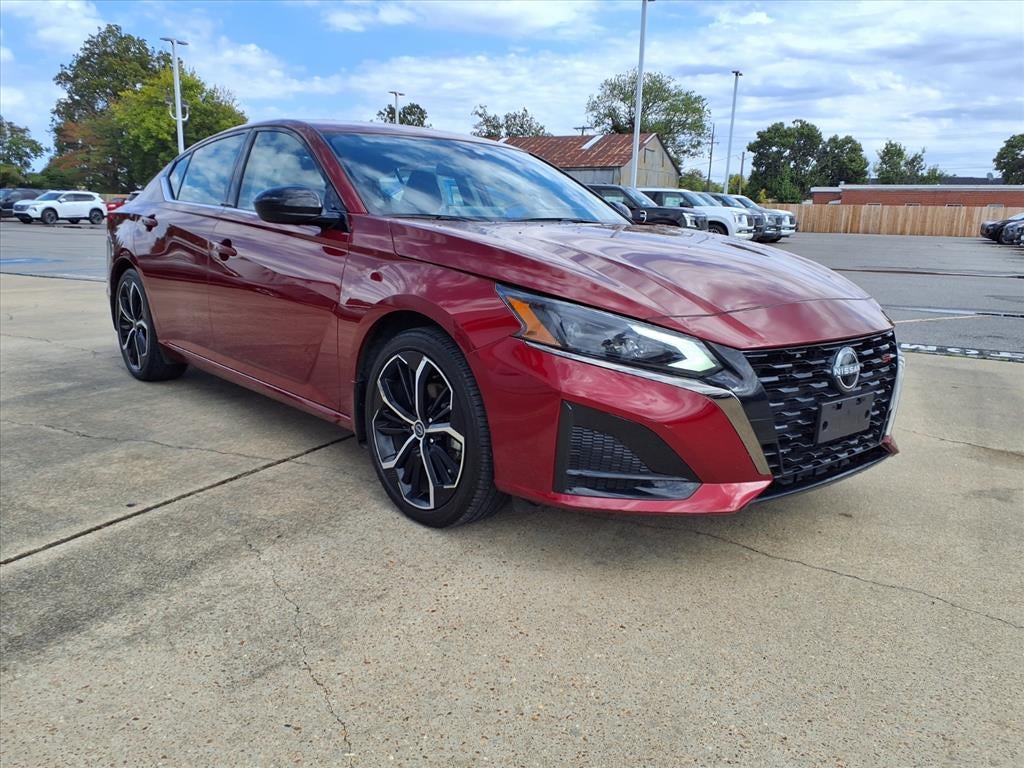 2024 Nissan Altima SR