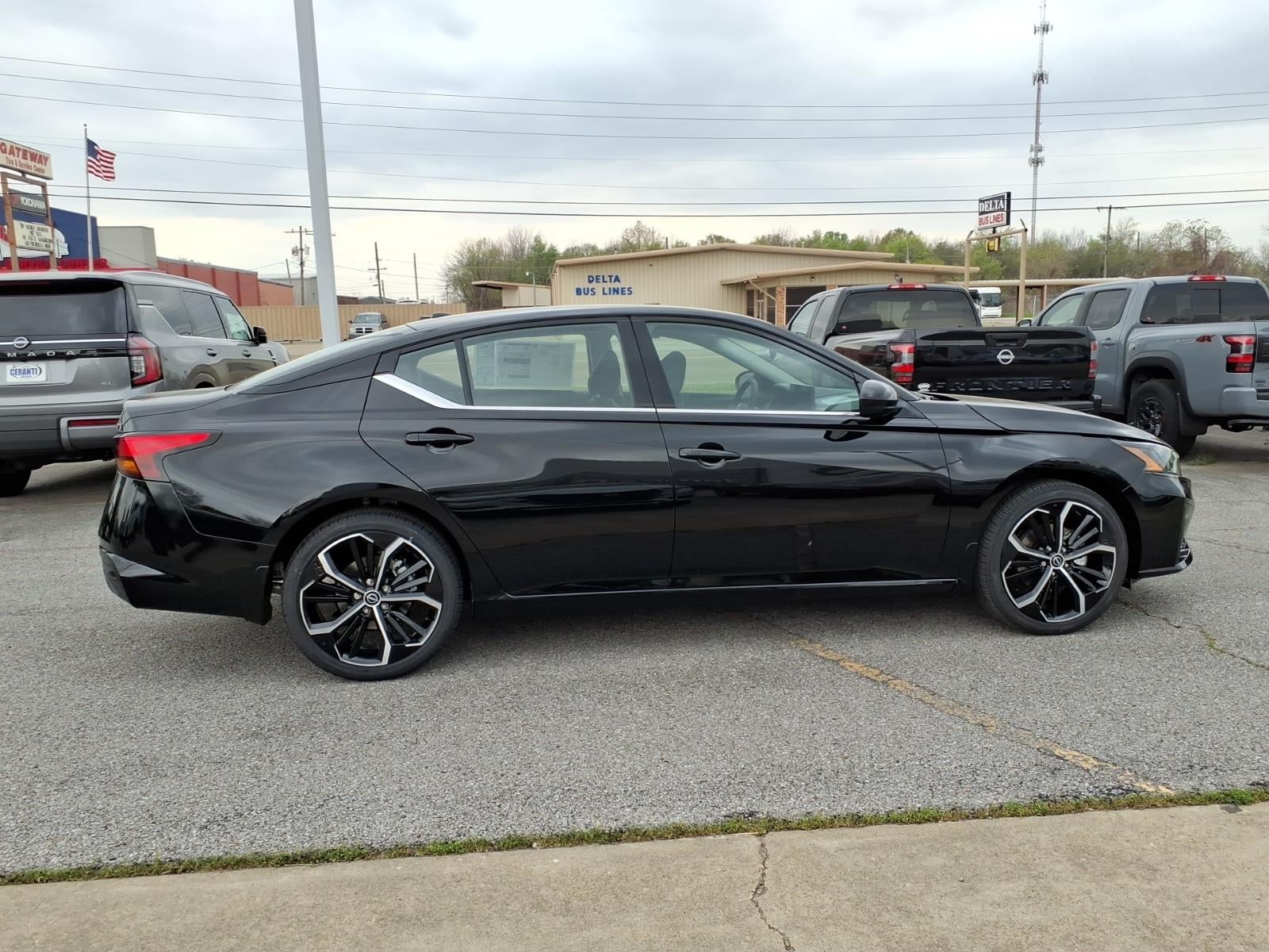 2026 Nissan Altima SR