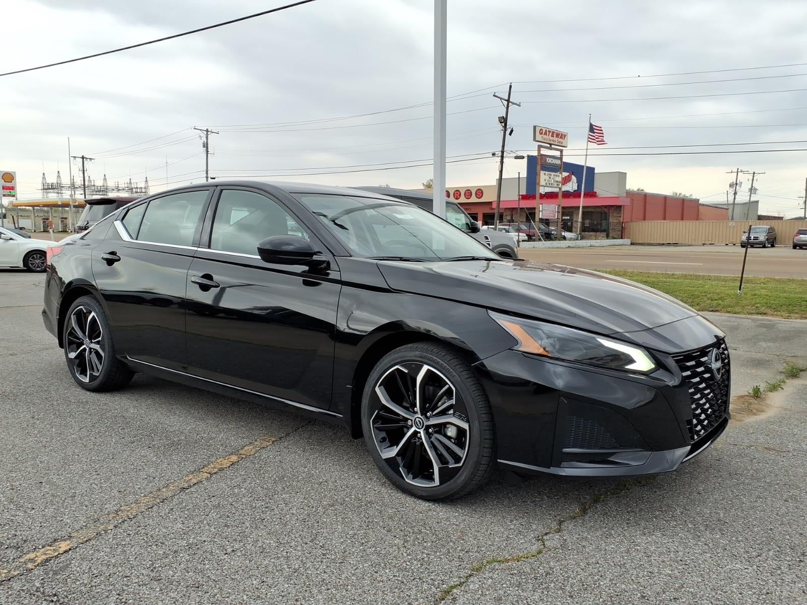 2026 Nissan Altima SR