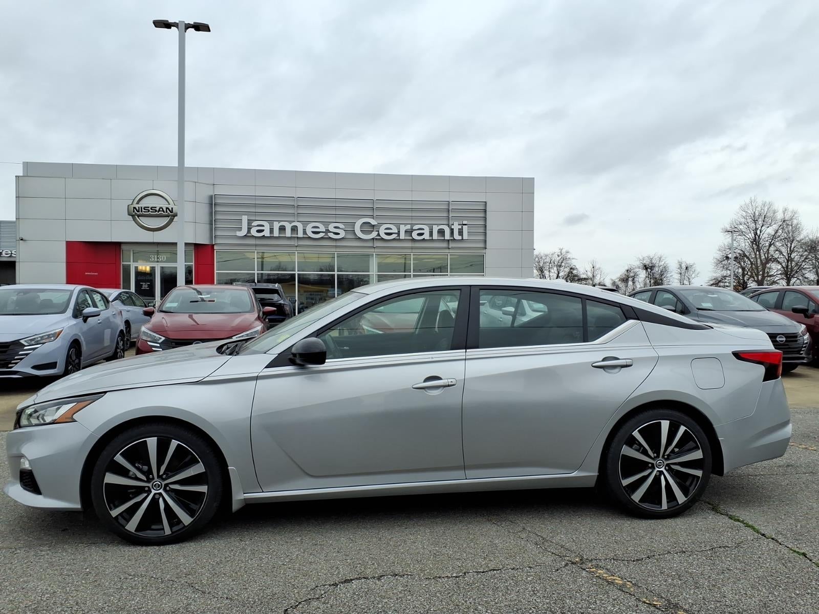 2022 Nissan Altima 2.5 SR