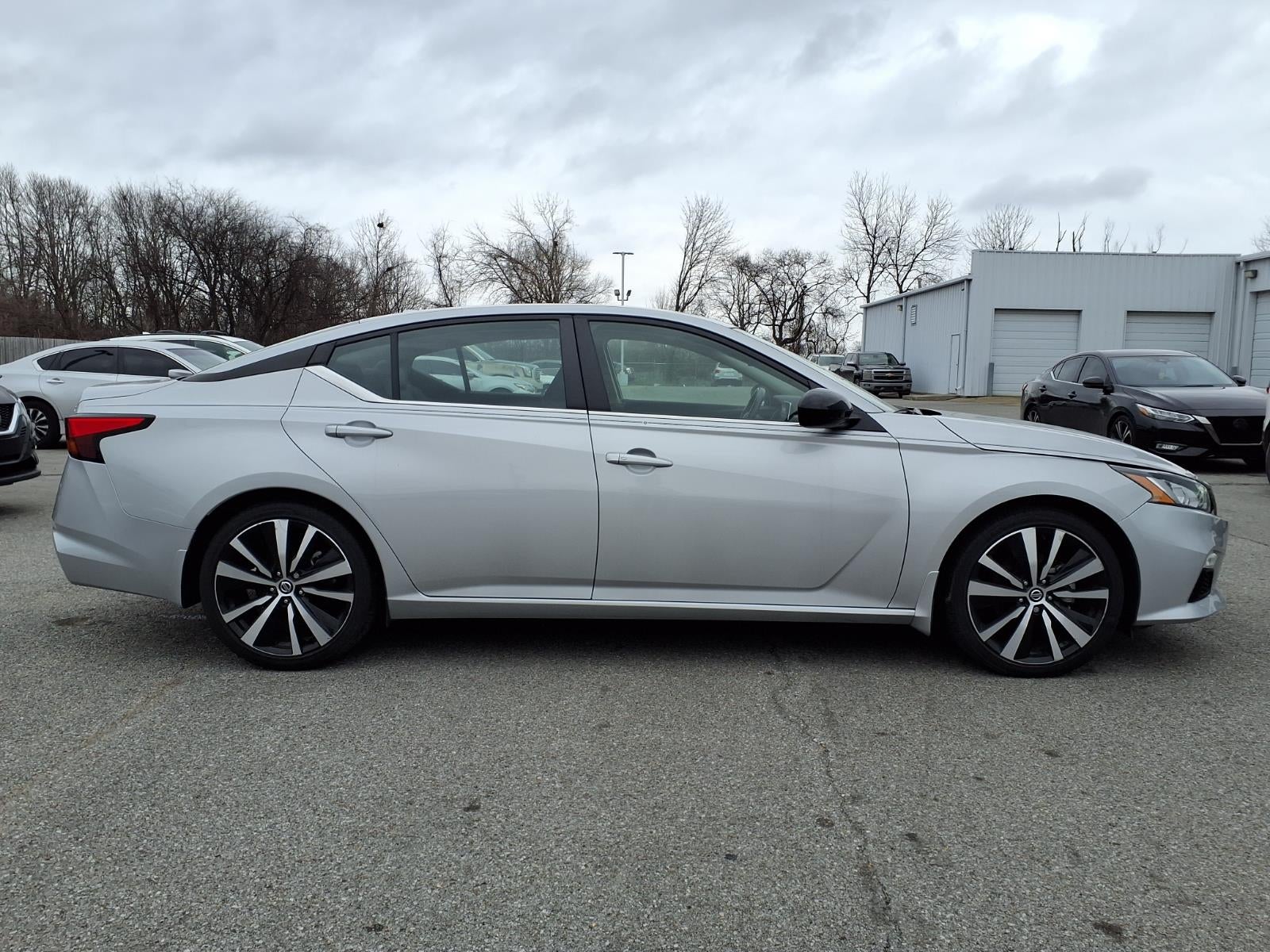 2022 Nissan Altima 2.5 SR