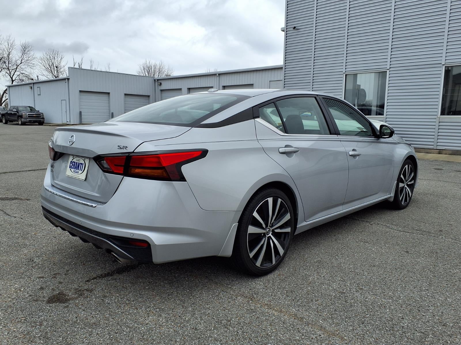 2022 Nissan Altima 2.5 SR