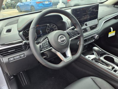 2025 Nissan Altima SR
