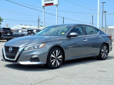 2022 Nissan Altima 2.5 SV