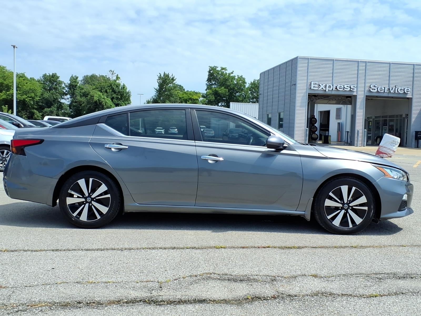 2022 Nissan Altima 2.5 SV