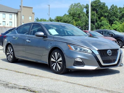 2022 Nissan Altima 2.5 SV