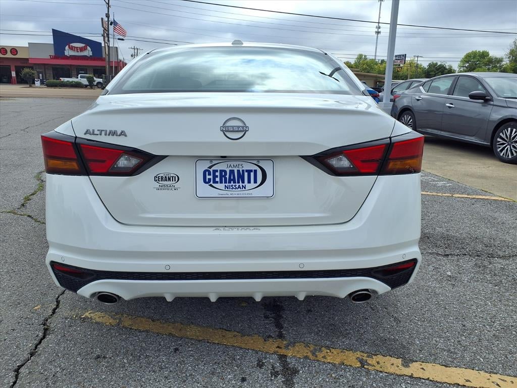 2025 Nissan Altima SV