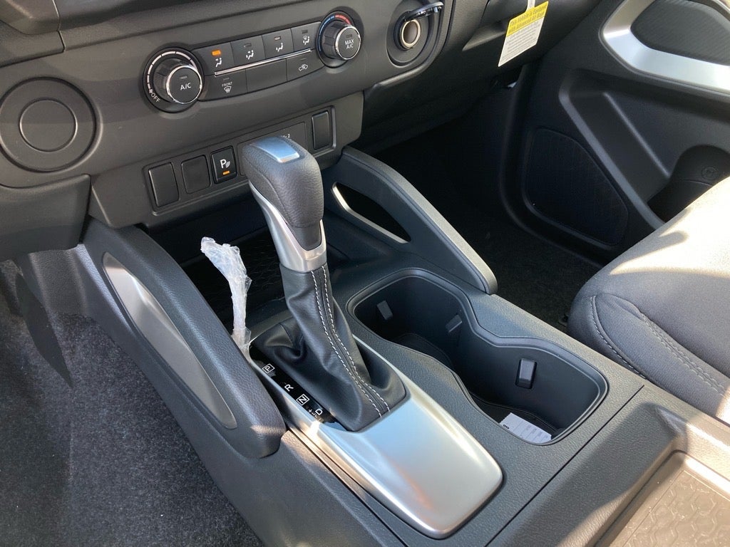 2025 Nissan Frontier King Cab® SV