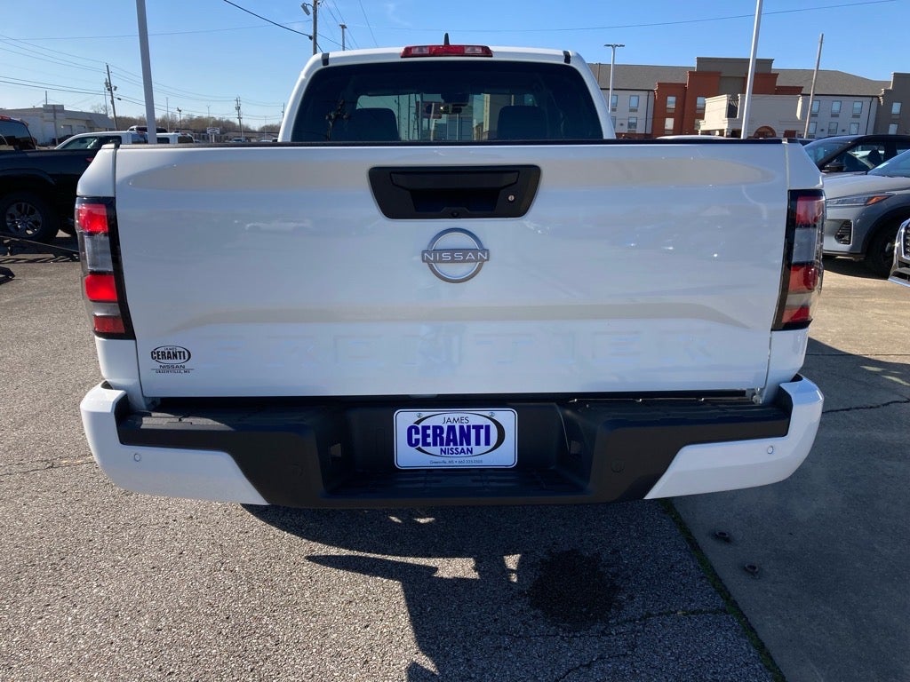 2025 Nissan Frontier King Cab® SV
