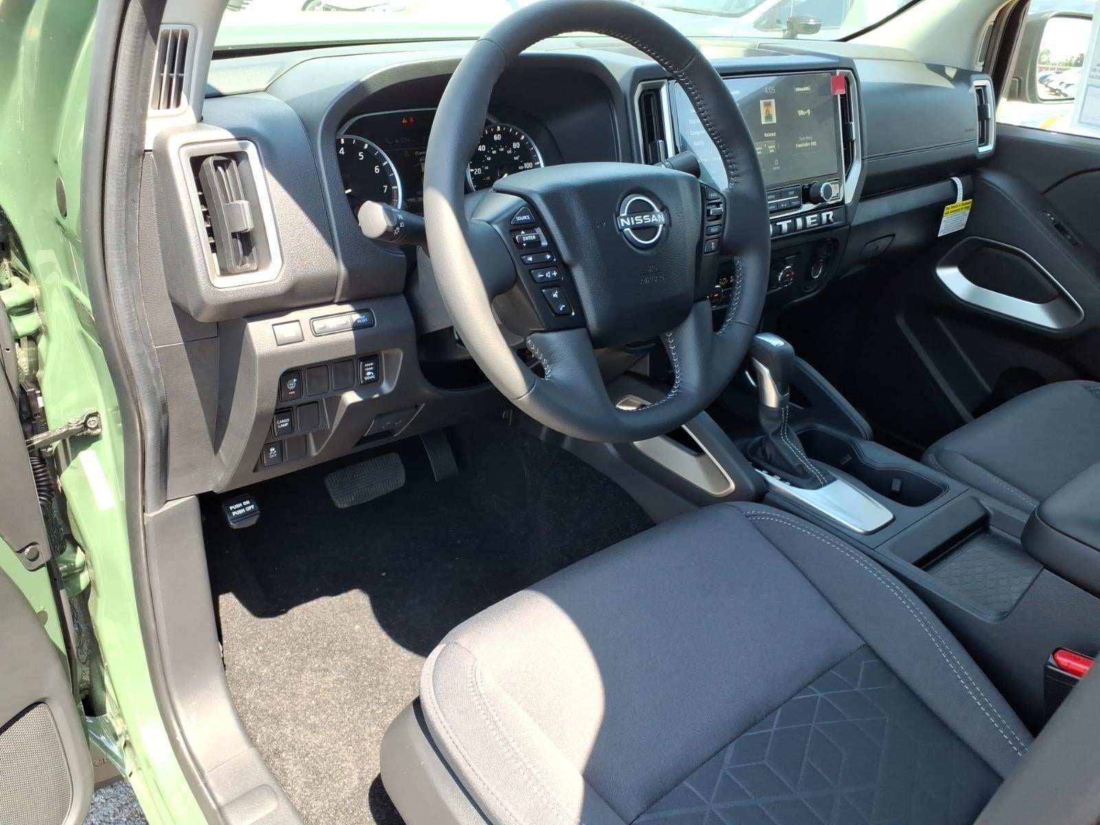 2026 Nissan Frontier Crew Cab SV