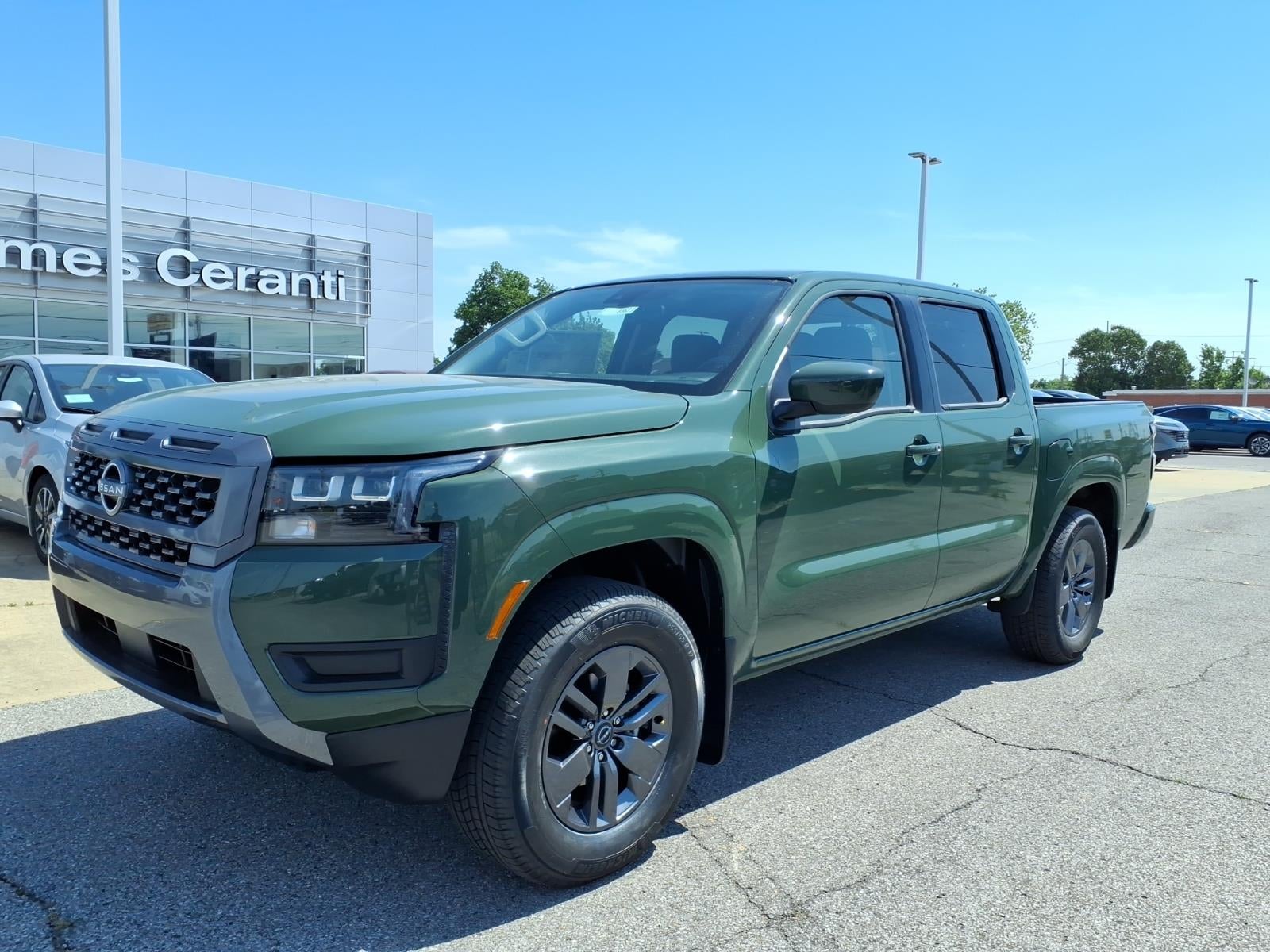 2026 Nissan Frontier Crew Cab SV