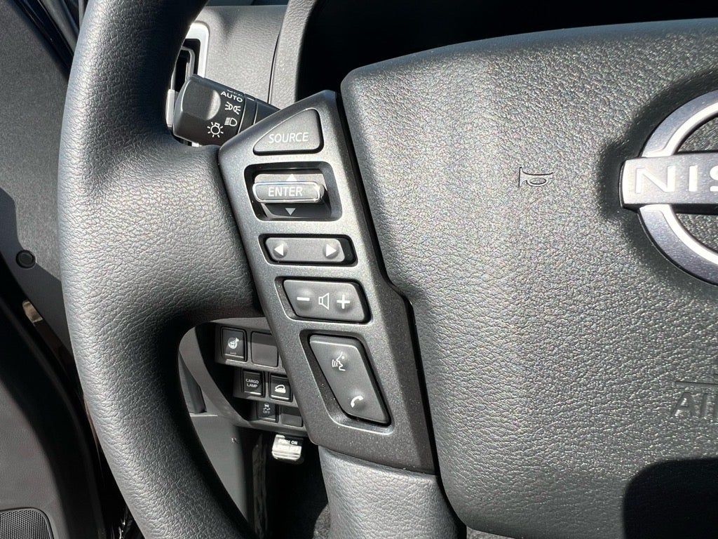 2025 Nissan Frontier Crew Cab SV