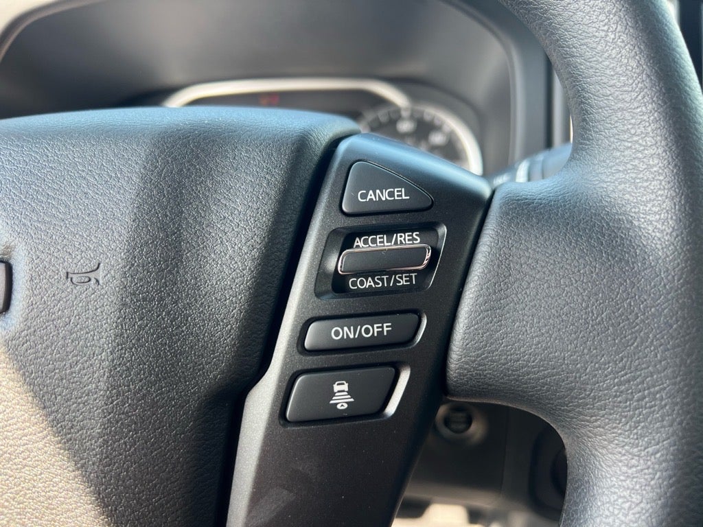 2025 Nissan Frontier Crew Cab SV