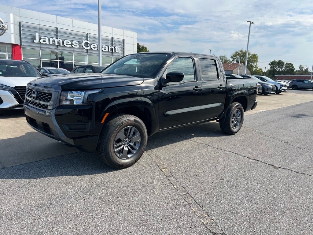 2025 Nissan Frontier Crew Cab SV
