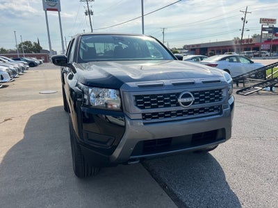 2025 Nissan Frontier Crew Cab SV