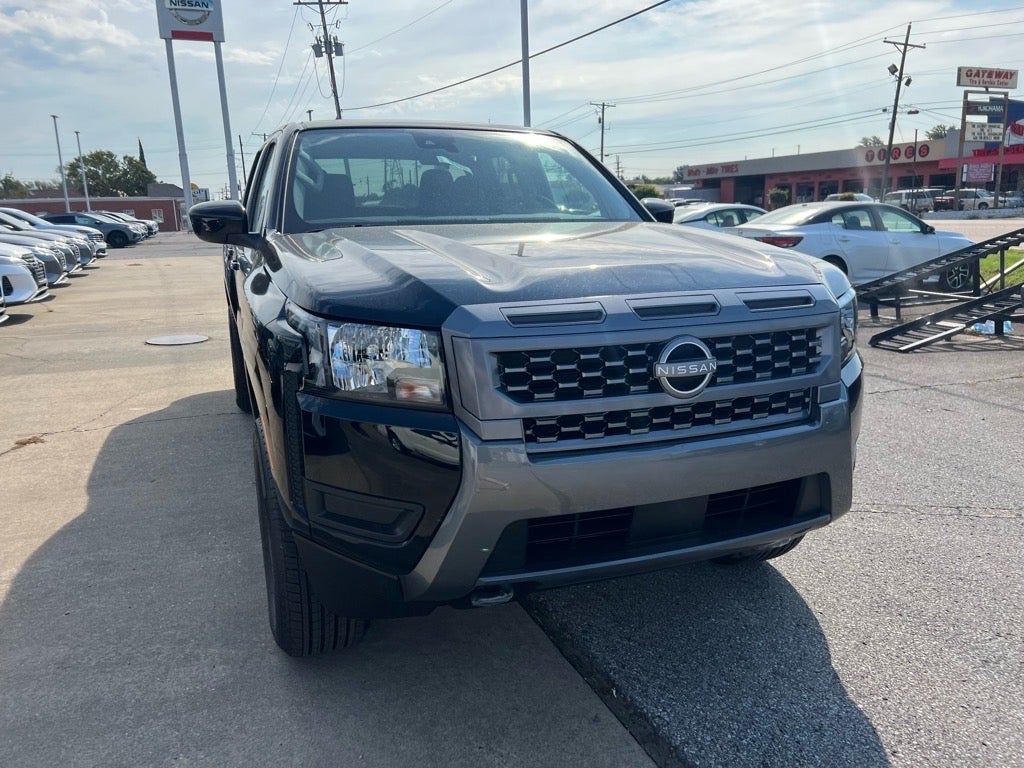 2025 Nissan Frontier Crew Cab SV