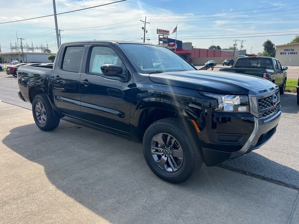 2025 Nissan Frontier Crew Cab SV