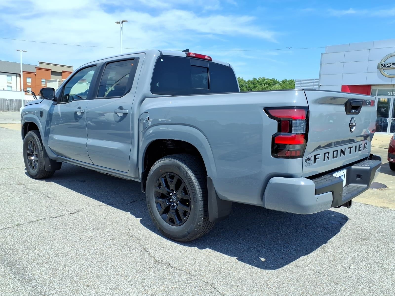 2026 Nissan Frontier Crew Cab SV