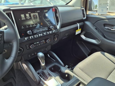 2025 Nissan Frontier Crew Cab SV
