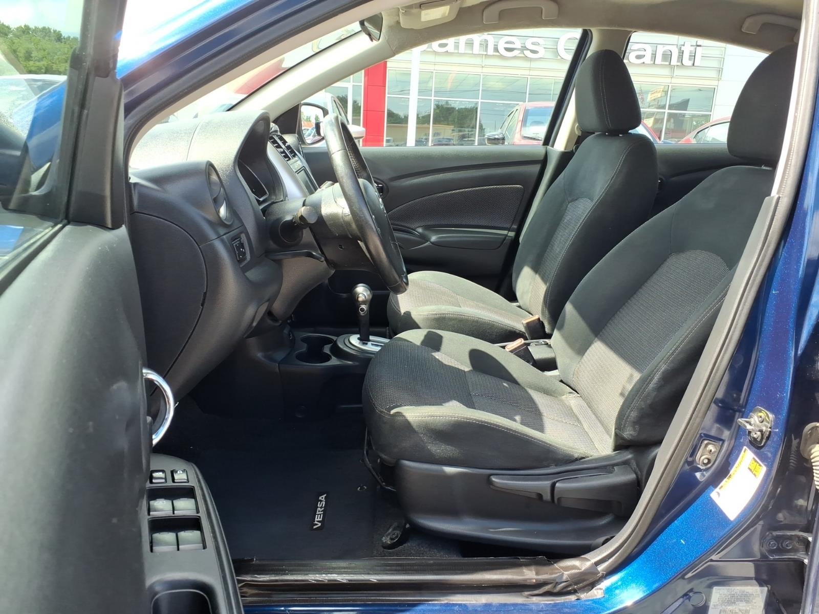 2019 Nissan Versa SV