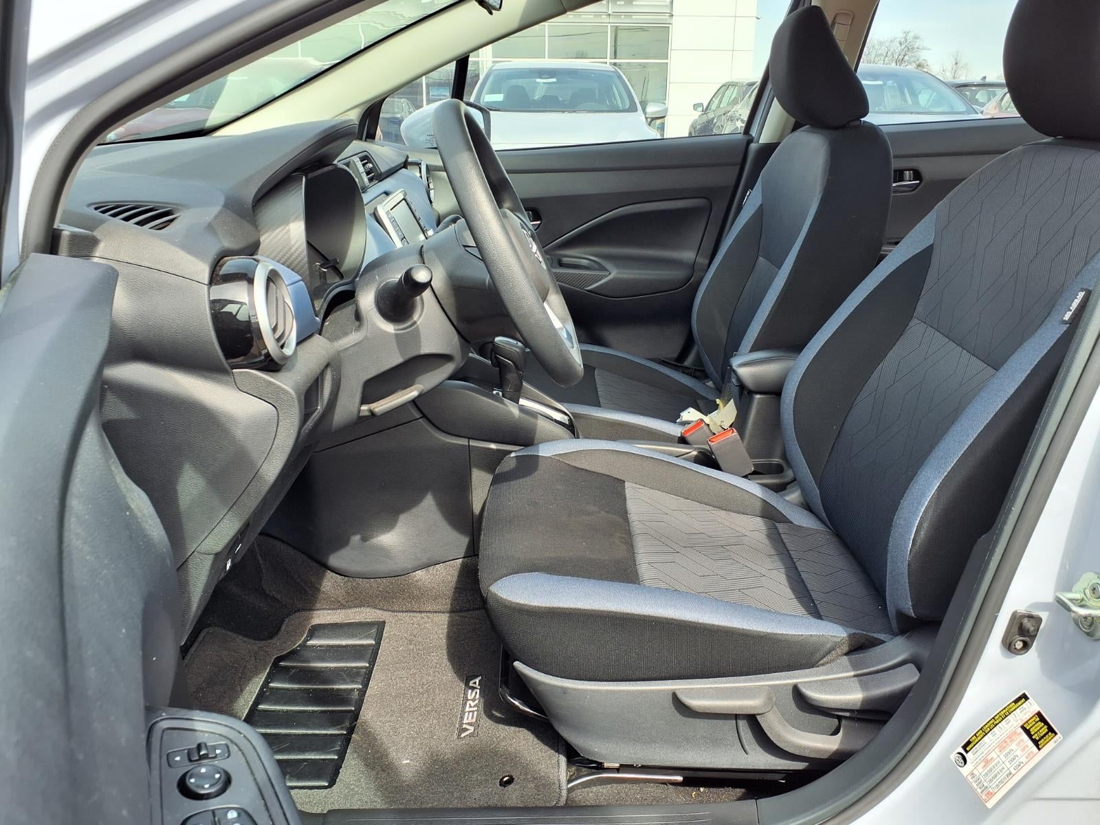 2025 Nissan Versa SV