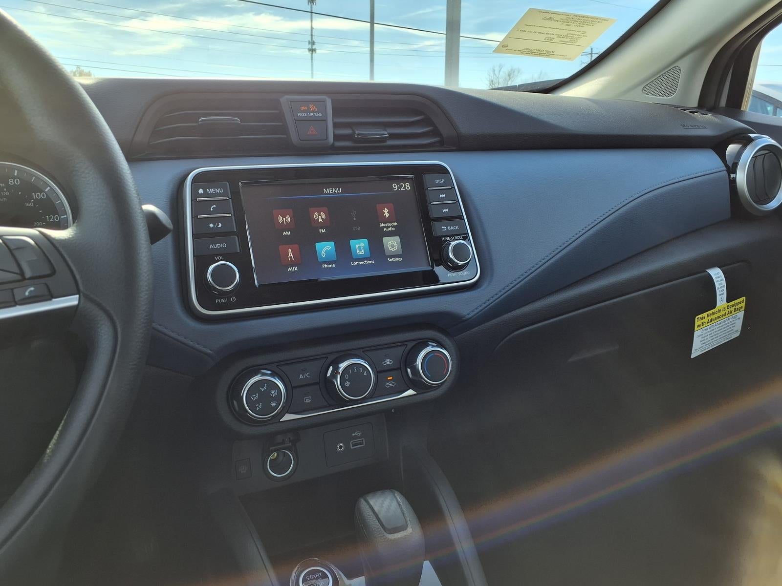 2025 Nissan Versa SV