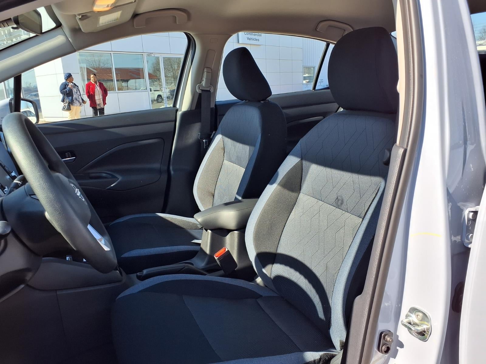 2025 Nissan Versa SV