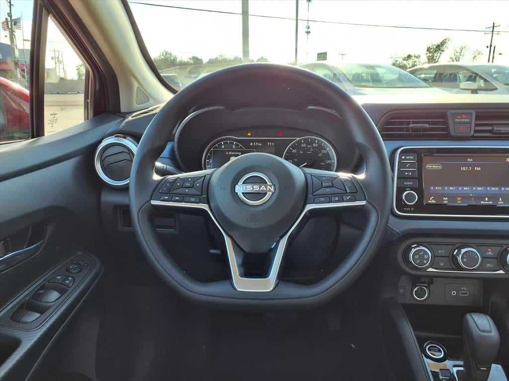 2025 Nissan Versa SV