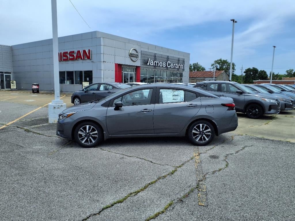 2025 Nissan Versa SV
