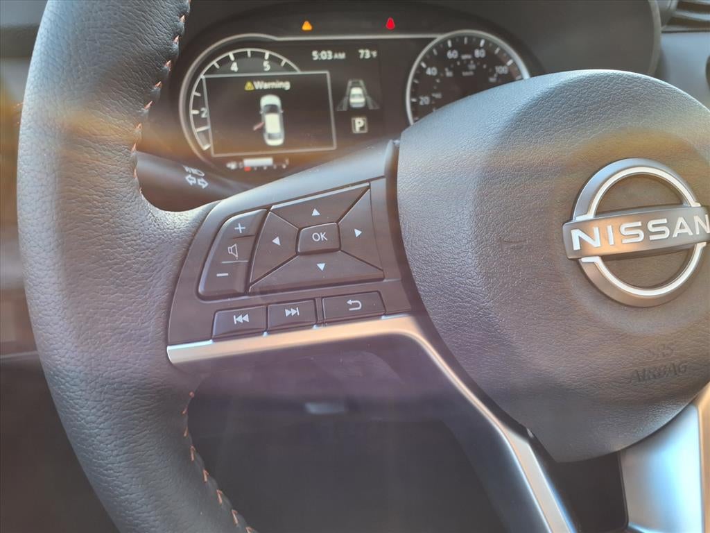 2025 Nissan Versa SR