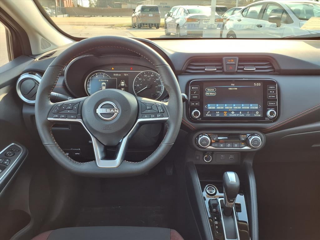 2025 Nissan Versa SR