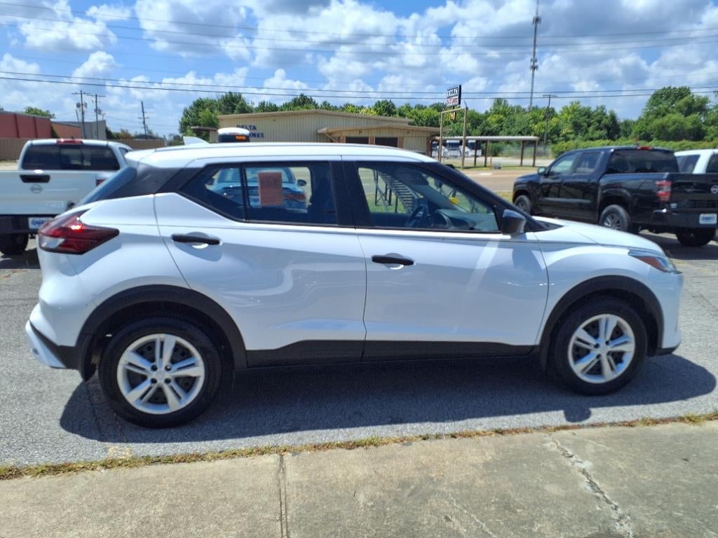 2023 Nissan Kicks S