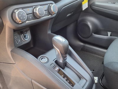 2025 Nissan Kicks Play S