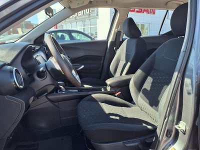 2022 Nissan Kicks SV