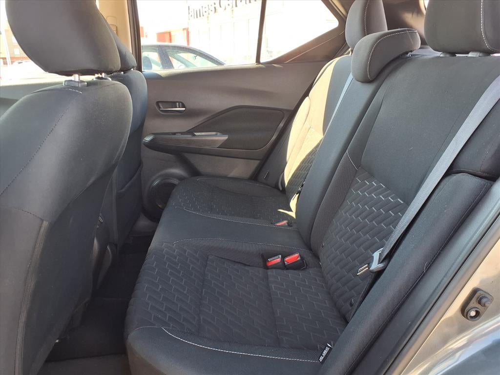 2022 Nissan Kicks SV