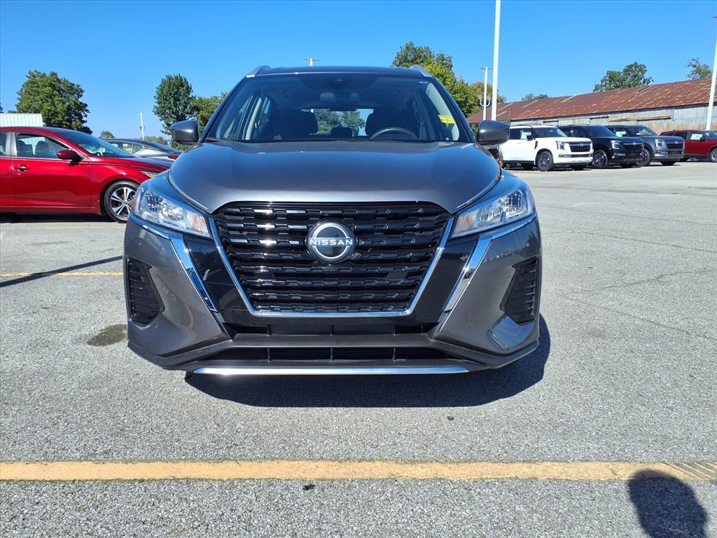 2022 Nissan Kicks SV