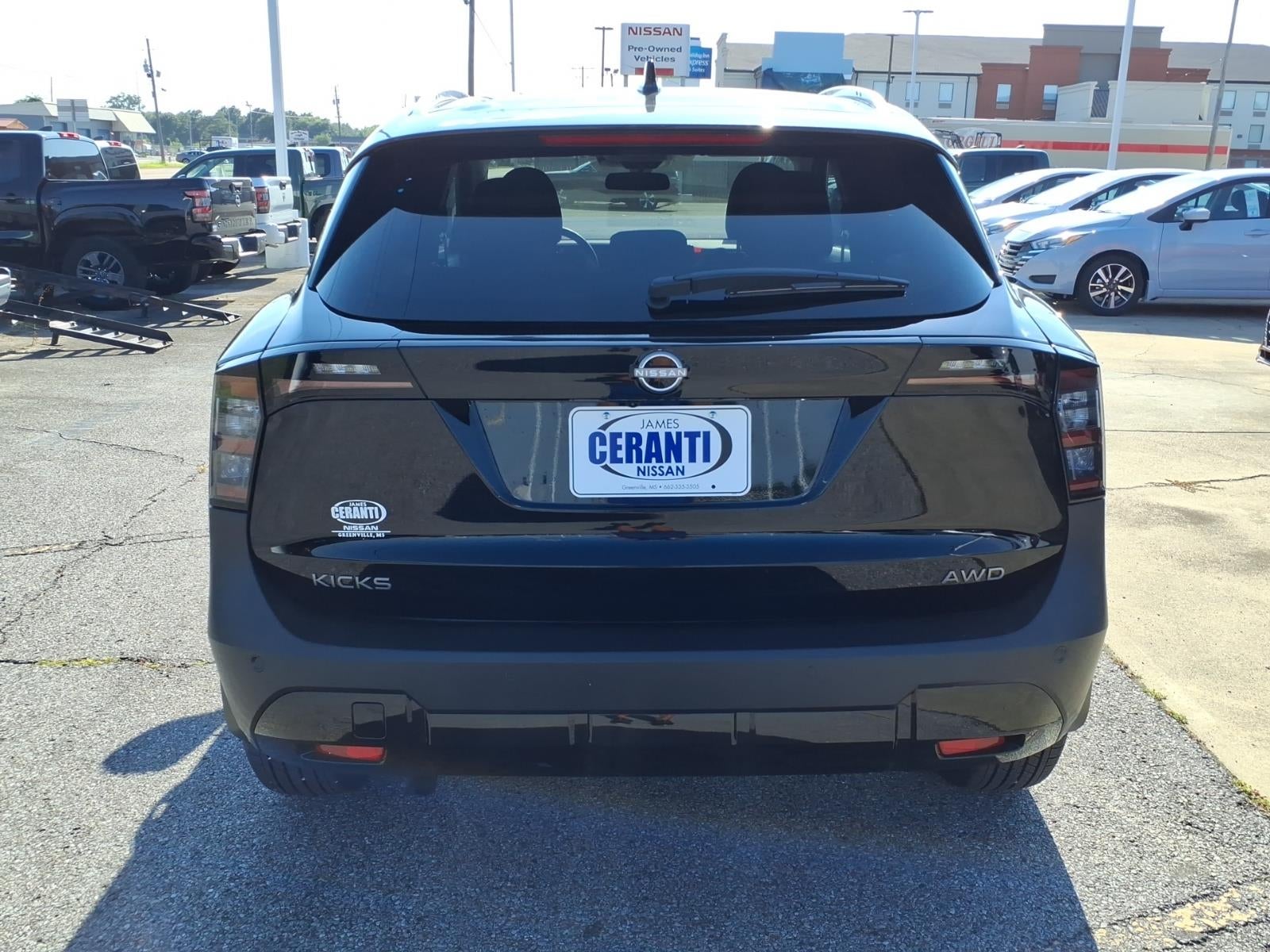 2026 Nissan Kicks SV