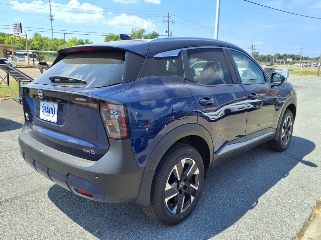2025 Nissan Kicks SV