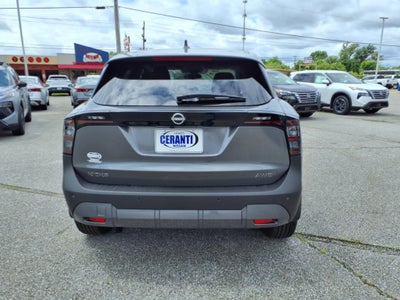 2025 Nissan Kicks SV