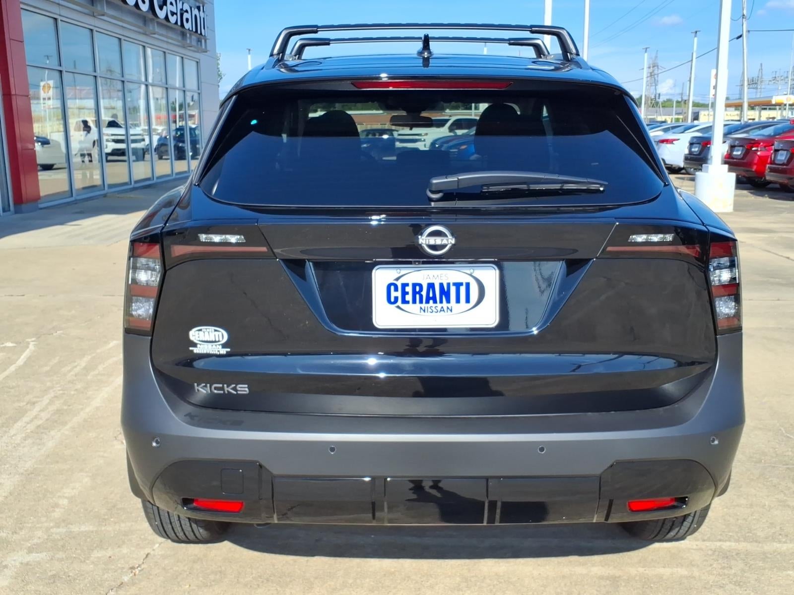 2026 Nissan Kicks SV