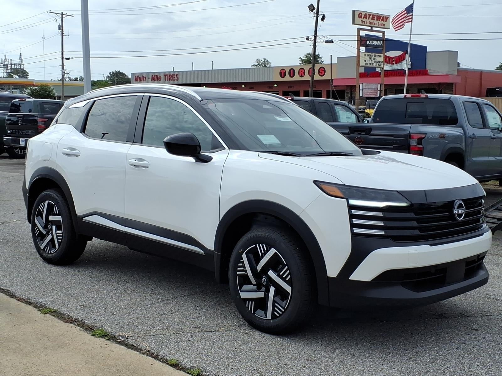 2026 Nissan Kicks SV