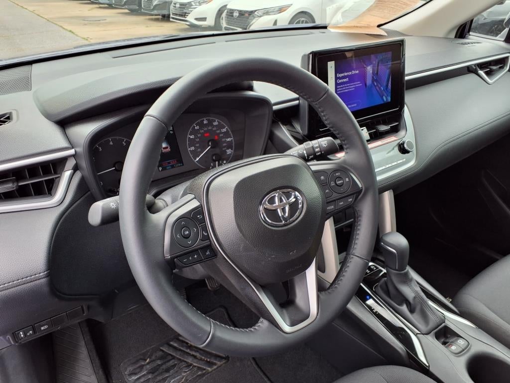 2025 Toyota Corolla Cross LE